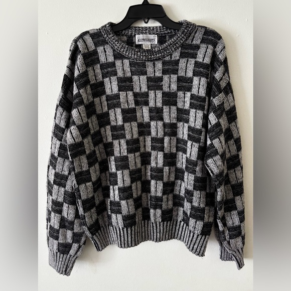Expressions Black and Gray Checkered Vintage Sweater Made in Italy - Picture 1 of 4